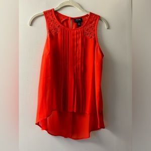 **FINAL OFFER** Sleeveless Pleated Top - Nicole by Nicole Miller